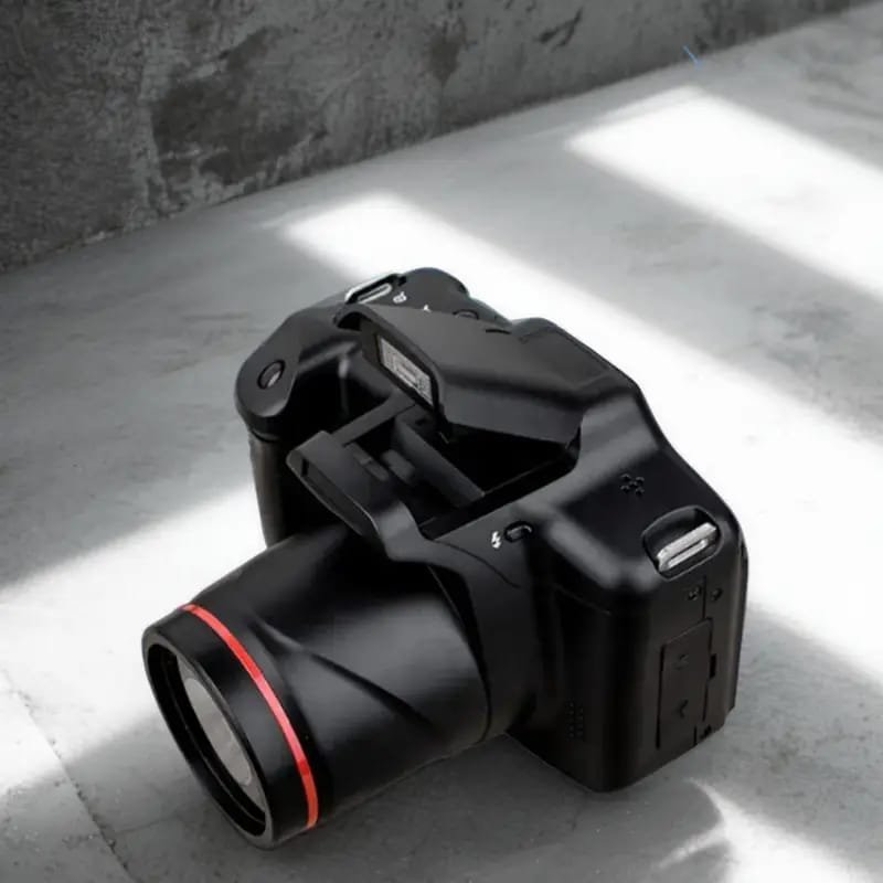 4K Digital Camera for Photography & Vlogging - 16X Zoom, 180° Flip Screen, 52mm Macro Lens, 2 Batteries & 32GB SD Card Included