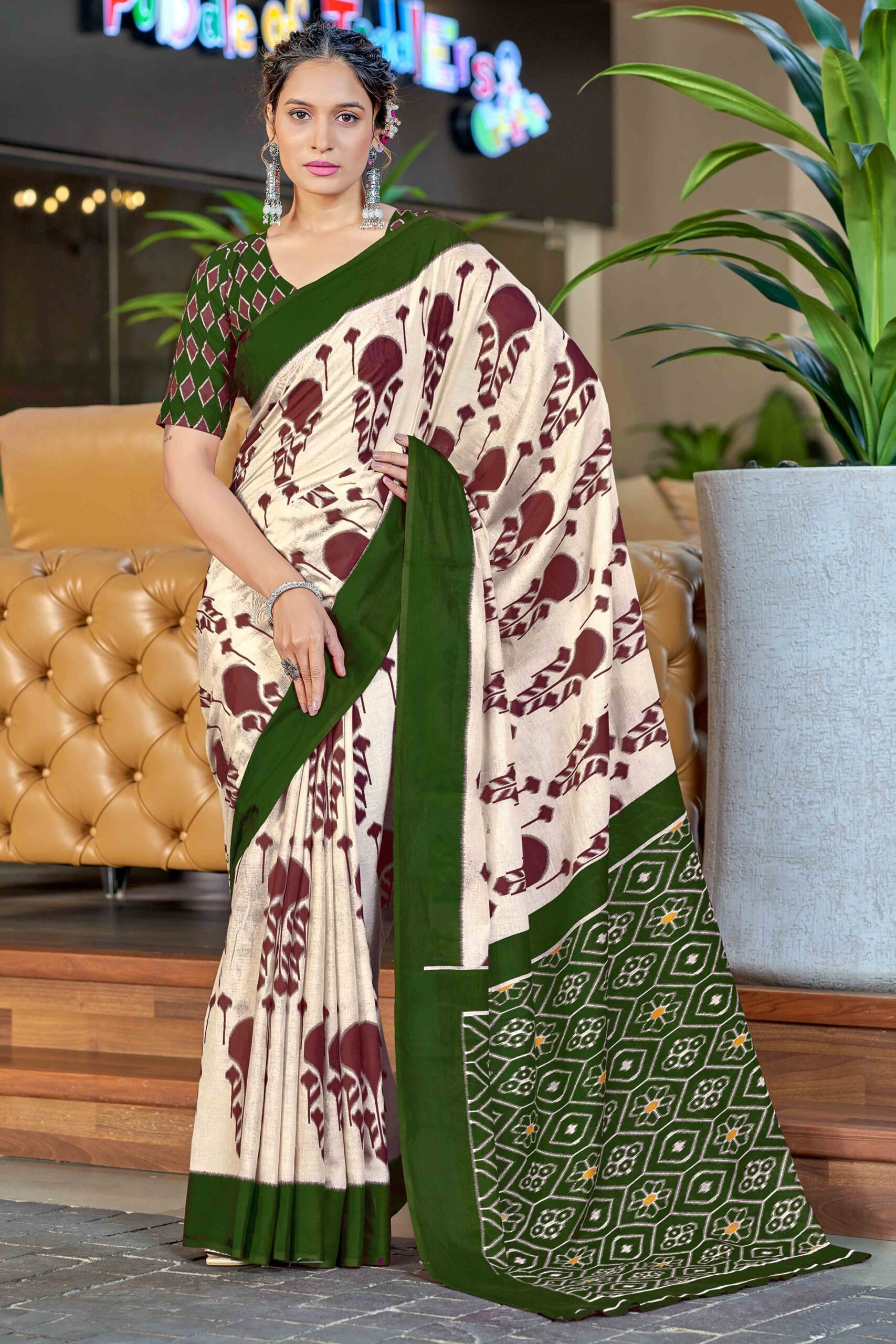 cream-green-abstract-printed-soft-pure-cotton-saree-scaled-1.jpg