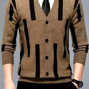 Men's Color-Block Knit Sweater - Soft and Warm for Autumn/Winter